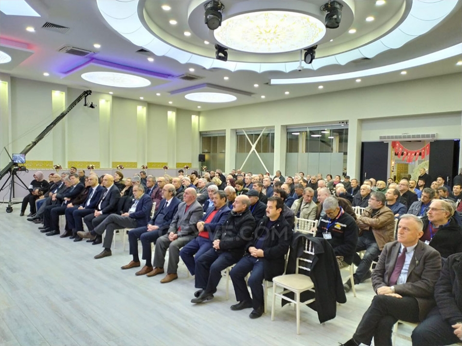 2020/01/1578574376_chp_kongre02.jpg