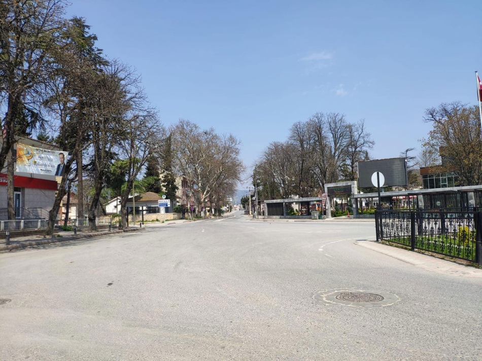 2020/04/1586608389_geyve_yasak_goruntuleri110420_04.jpg