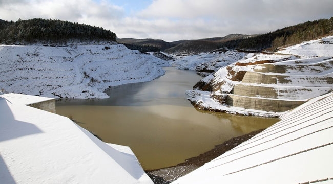 Akçay Barajı'nda su seviyesi yükseliyor