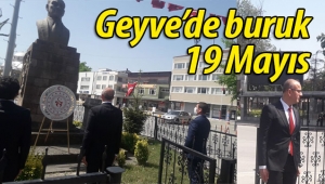 Geyve'de buruk 19 Mayıs töreni