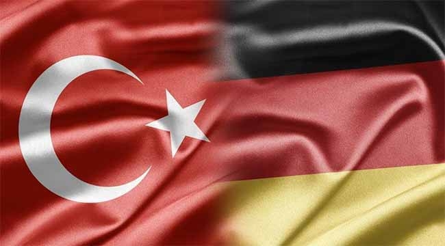 Almanya 1 milyon Türk'ün vatandaşlığını iptal ediyor! 