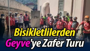 Bisikletlilerden Geyve'ye Zafer Turu
