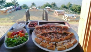 Geyve Seyir Terasında Pide&Lahmacun Salonu Açıldı