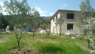 Alifuatpaşa'da müstakil taş ev