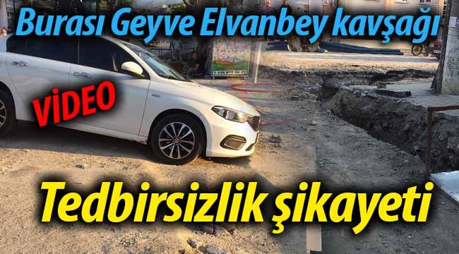 Geyve Elvanbey kavşağında tedbirsizlik şikayeti! 