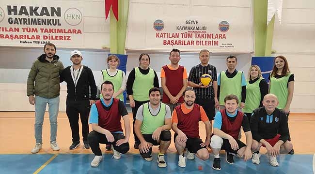 Geyve Kaymakamlığı Voleybol Turnuvası düzenledi