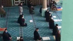 Cuma namazında camiye giren kadından "açız" çığlığı