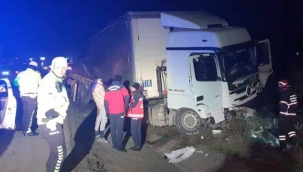 ​​​​​​​Turgutlu'da TIR karşı şeride geçti!