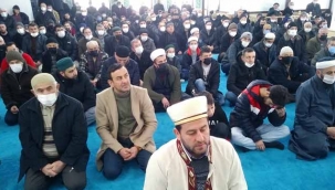 Alifuatpaşa Camii'nde tadilat sonrası ilk Cuma