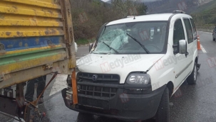 Bağlarbaşı'nda kayganlaşan yol kazayı getirdi