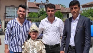 Eray Yılmaz erkekliğe ilk adımı attı