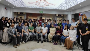 Çözüm Kurs'tan pastalı moral