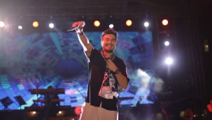 Mustafa Ceceli Geyve'yi coşturdu