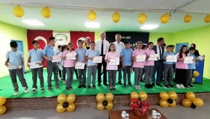 Osman Gazi Okulu'nda karne töreni