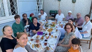 Şaylan Ailesi, Geyveli dostlarını konuk etti