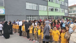 Geyve'de yeni dönemin ilk ders zili çaldı