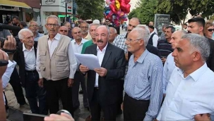 Malatya'da kayısı üreticilerinden fiyat tepkisi