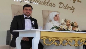 Tuğba ile Hüsamettin Avcı dünya evine girdi