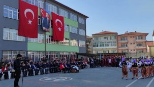 Geyve'de Cumhuriyet Bayramı kutlandı