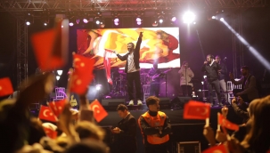 Geyve'de Konser coşkusu