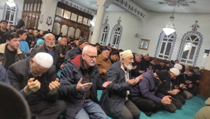 Geyve'de Regaip Kandili idrak edildi