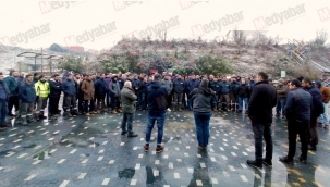 Aktül fabrikasında işçilerden maaş eylemi