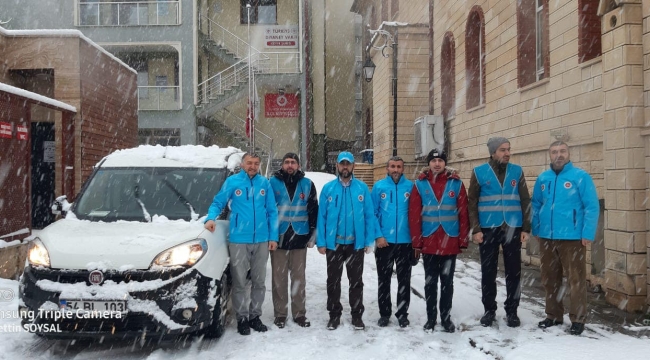 Geyve'den deprem bölgesine uğurlandılar