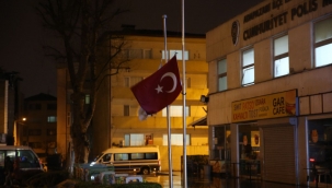 Sakarya'da bayraklar yarıya indirildi