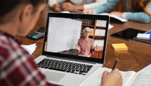 Üniversiteler uzaktan öğretimle tamamlanacak