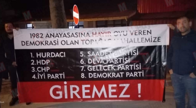 Akyazı'da asılan o pankarta büyük tepki