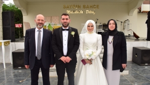 Betül ile Ahmet Çakır dünya evine girdi