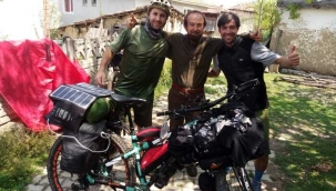 Duman köyü, İspanyol misafirleri konuk etti