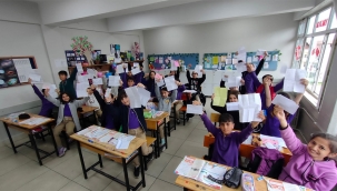 Şehit Atanur Bulut okulu öğrencileri İngilizce mektuplaşıyor