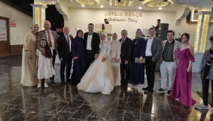 Özge Özkan ve Melih Aydemir dünya evine girdi