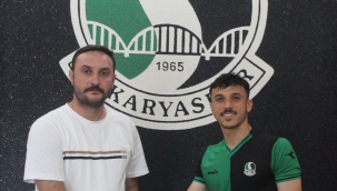 Sakaryaspor Okyar ile anlaştı!