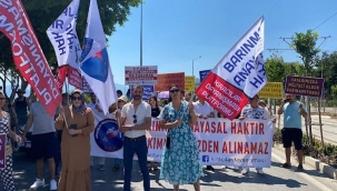 Kiracılar meydana indi