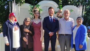 Tuğba ile Bayram nişanlandı