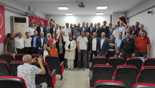 Geyve MHP'de Murat Çakmak güven tazeledi