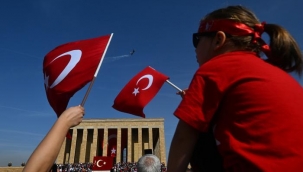 Cumhuriyet'in 100. yıl kutlamalarından Anıtkabir'de ziyaretçi rekoru!