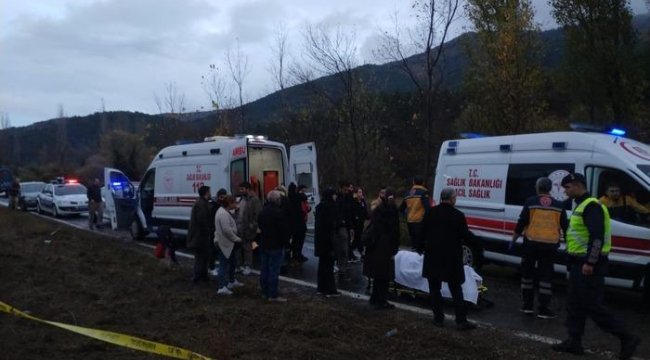 Amasya'da lastiği patlayan otobüs kaza yaptı: 27 yaralı