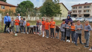 Kazımpaşa'nın minikleri tohum ekti