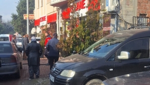 Geyve'de eczanede korkutan yangın