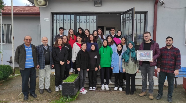 Geyve Sağlık Meslek Lisesi'nde kariyer günü