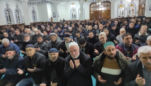 Geyve'de Regaip Kandili kutlandı