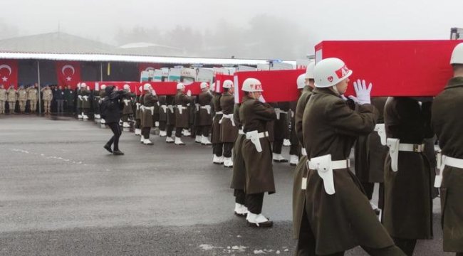 Şehit olan 9 asker için Şırnak'ta tören düzenlendi