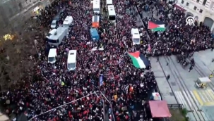 Yeni yılın ilk gününde İstanbul'da dikkat çeken yürüyüş!