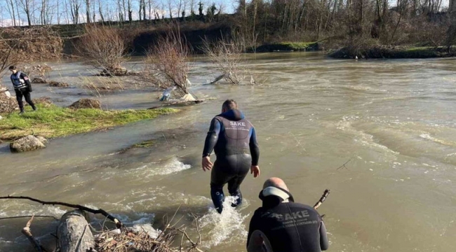 9 gündür Sakarya Nehri'nde aranıyor!