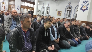 Geyve'de Kadir Gecesi coşkusu