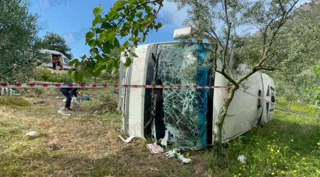 Pamukova'da midibüs kazası: 12 yaralı