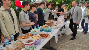 Geyve Anadolu Lisesi'nden Filistin Kermesi